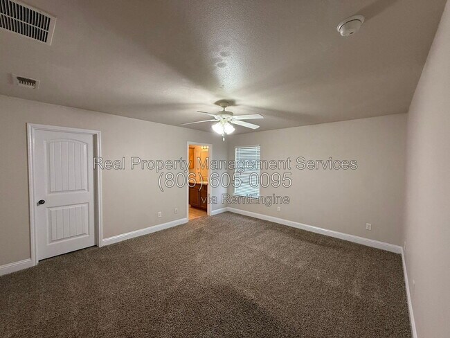 Foto del edificio - 7064 96th St