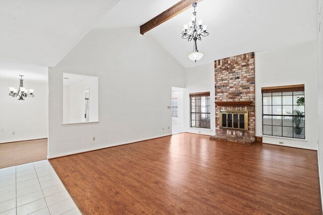 Building Photo - 2710 Pineleaf Dr