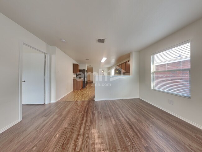 Building Photo - 8841 Quarry Ridge Trail