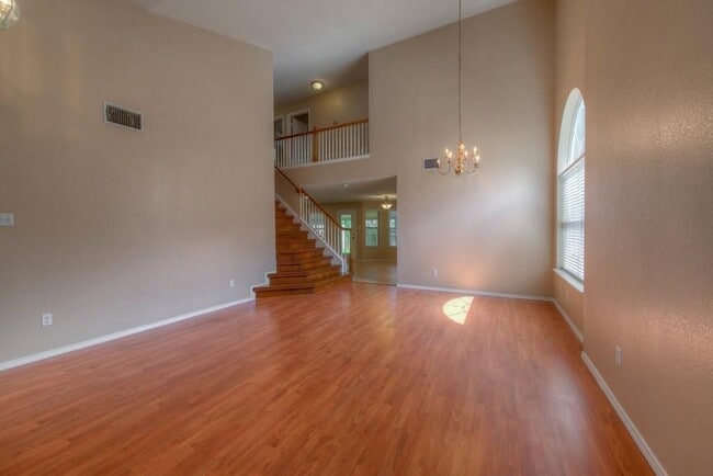 Building Photo - 3514 Ruby Red Dr