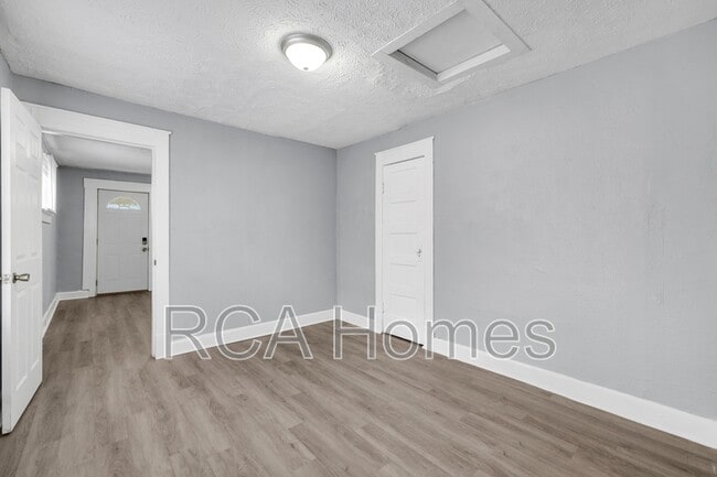 Photo - 1358 North Gale Street House