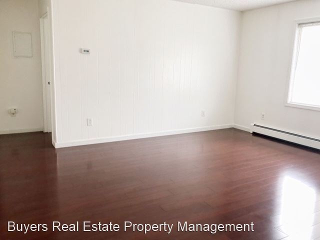 Building Photo - 941 E 46th Ct