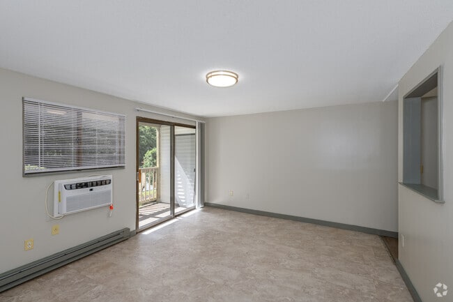 Studio - 350SF - Living Room - ReNew Washington Park
