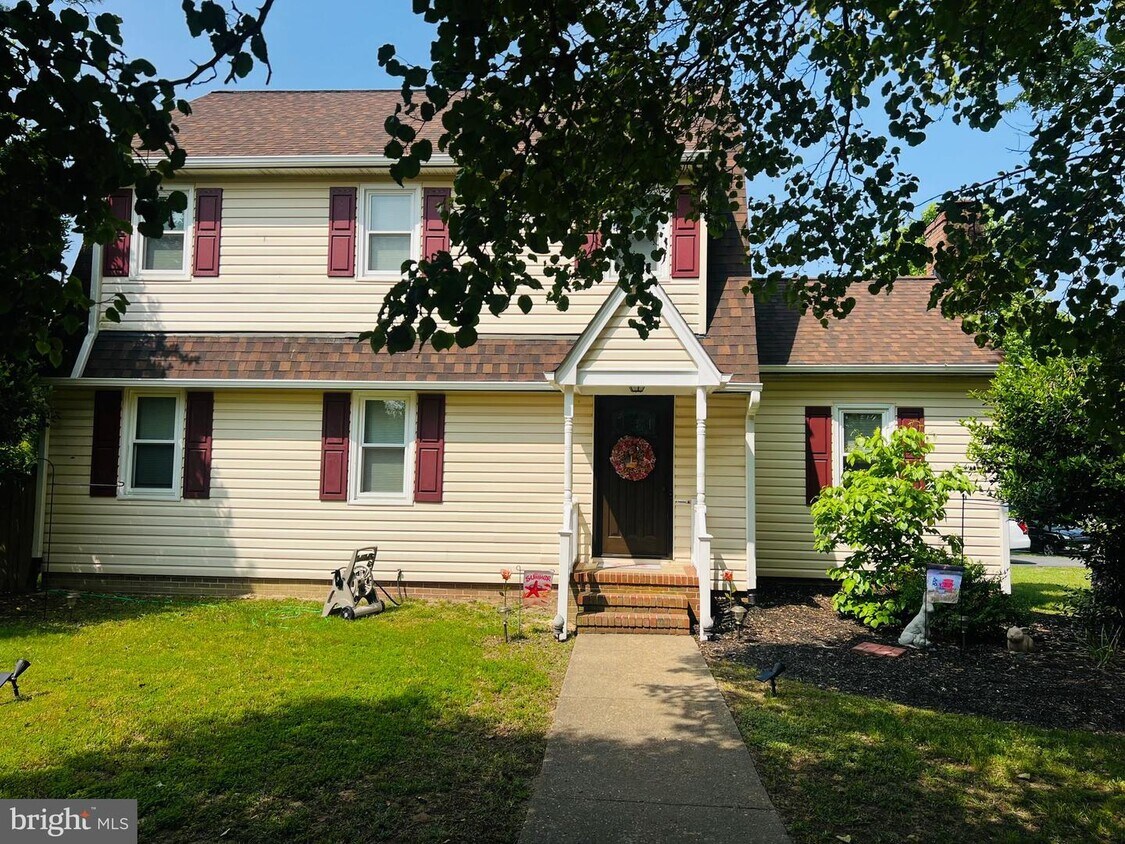 12218 Corter Ave, Fredericksburg, VA 22407 House Rental in