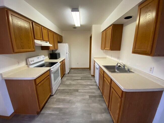 Foto del edificio - 527 Trail Side Dr