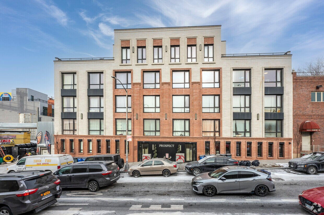 Building Photo - 137 Prospect Ave