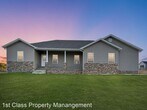 Primary Photo - 3 br, 2 bath House - 501 Chase Trail