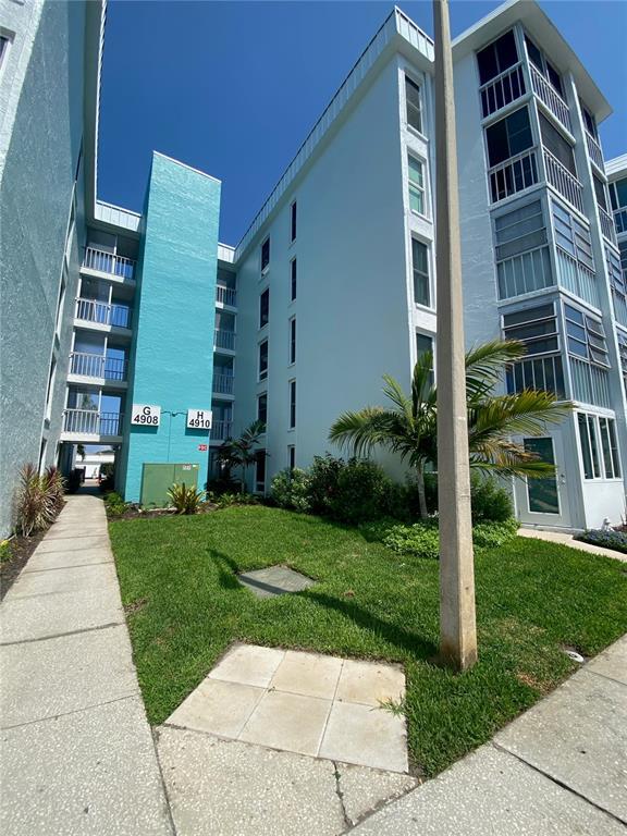 Building Photo - 4910 38th Way S