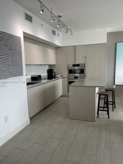 Foto del edificio - 4010 S Ocean Dr