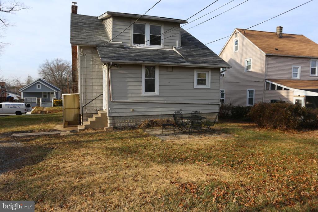 7507 Old Harford Rd Unit 2, Parkville, MD 21234 Room for Rent in