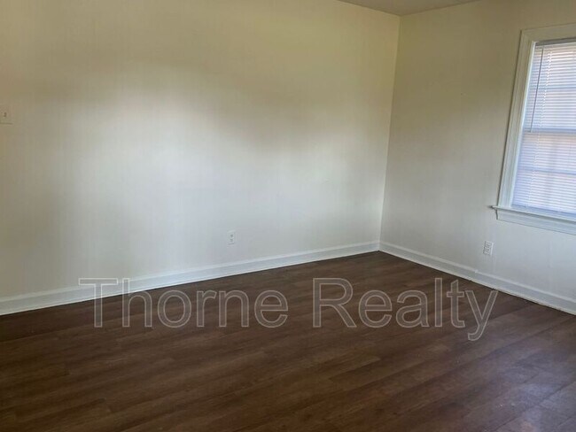 Foto del edificio - 501 Nelson St