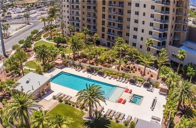 Foto del edificio - 8255 S Las Vegas Blvd