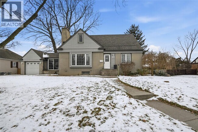 Photo du bâtiment - 2569 Norman Rd