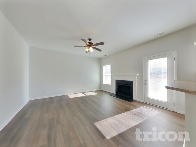 Foto del edificio - 269 Klinetop Dr