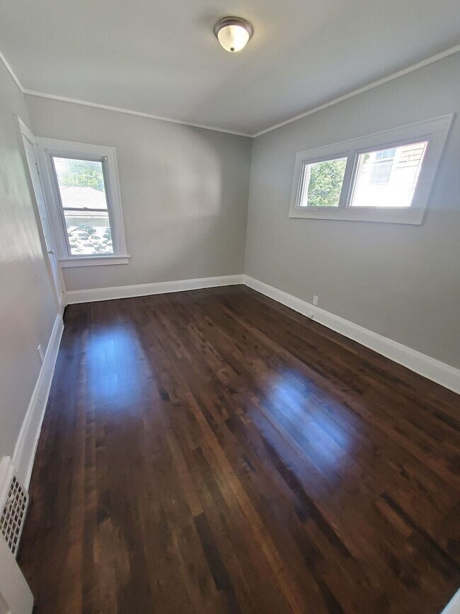 Foto del edificio - 2635-2637 N 48th St. (Duplex)