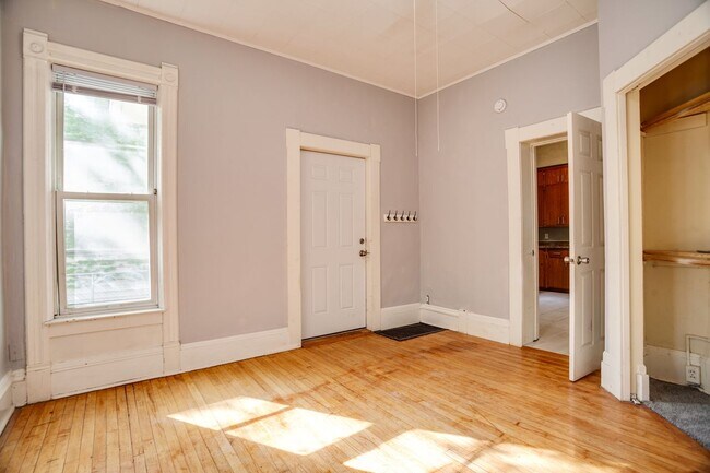 Foto del edificio - 3108 Colfax Ave S