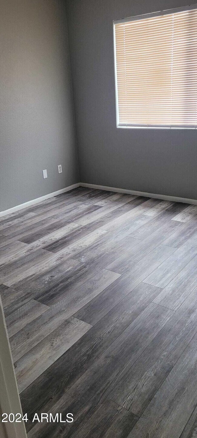 Foto del edificio - 12624 N 38th Ave