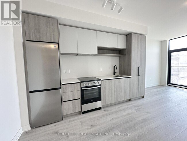Photo du bâtiment - 181-1181 Sterling Rd