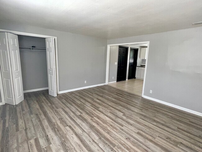 Check Out These Floors - 5838 Yellow Pine Ct