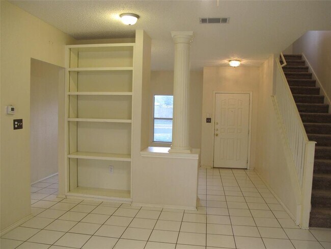 Foto del edificio - 2011 Jasper Ln