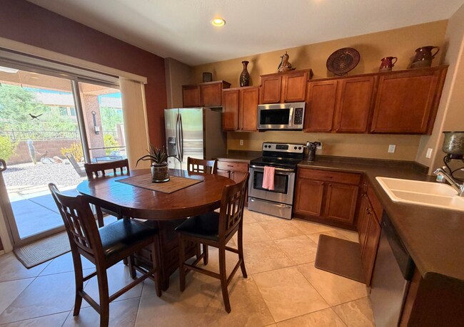 Foto del edificio - 2312 N Hudson Dr