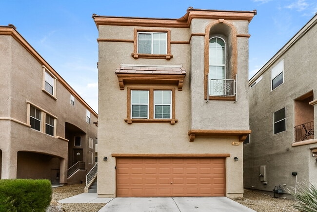 Building Photo - 6644 Weeping Pine St