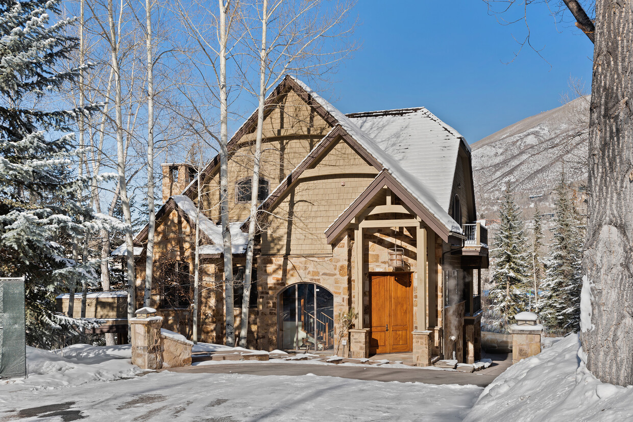Foto principal - 165 Miners Trail Rd