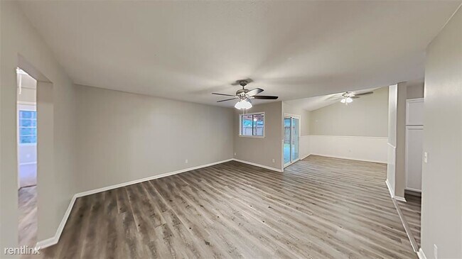 Foto del edificio - 3 br, 2 bath House - 23039 Berry Pine Drive