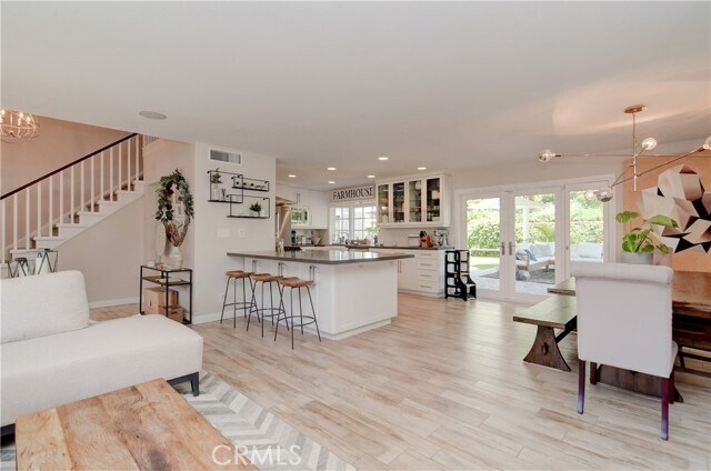 Building Photo - 26195 Tierra Cir