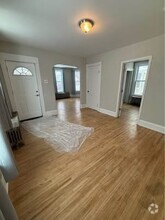 Building Photo - 476 Hawley St