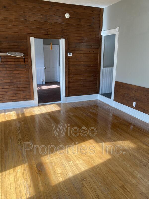 Building Photo - 505 New St