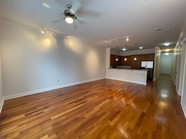 Foto del edificio - 2 Bedroom In Gated Community on LSU Campus