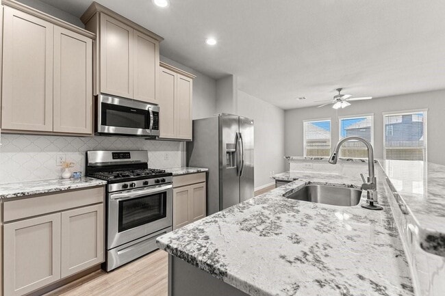 Building Photo - 10139 Red Snapper Rd
