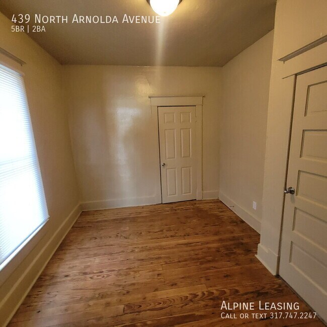 Building Photo - 439 N Arnolda Ave