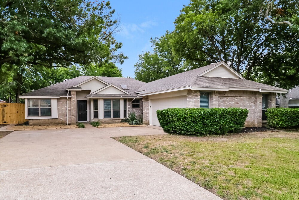 Foto principal - 107 Hollywood Dr