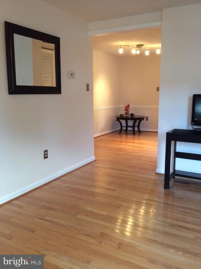 Building Photo - 7812 Epsilon Dr