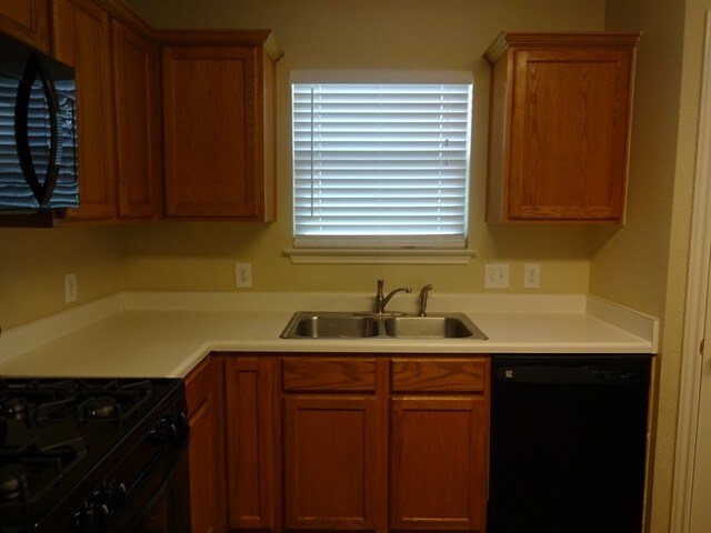 Building Photo - 15004 Arizona Oak Lane