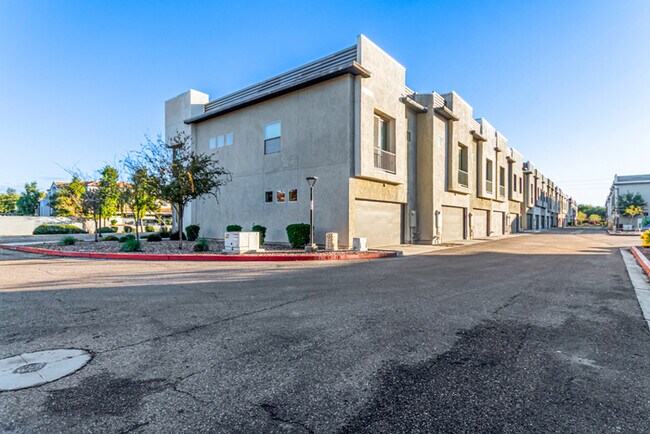 Foto del edificio - 7531 E Billings St