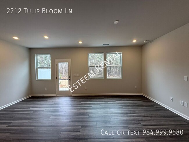 Building Photo - 2212 Tulip Bloom Ln