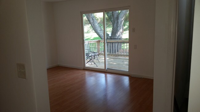 living room - 1573 Bridge Run Rd