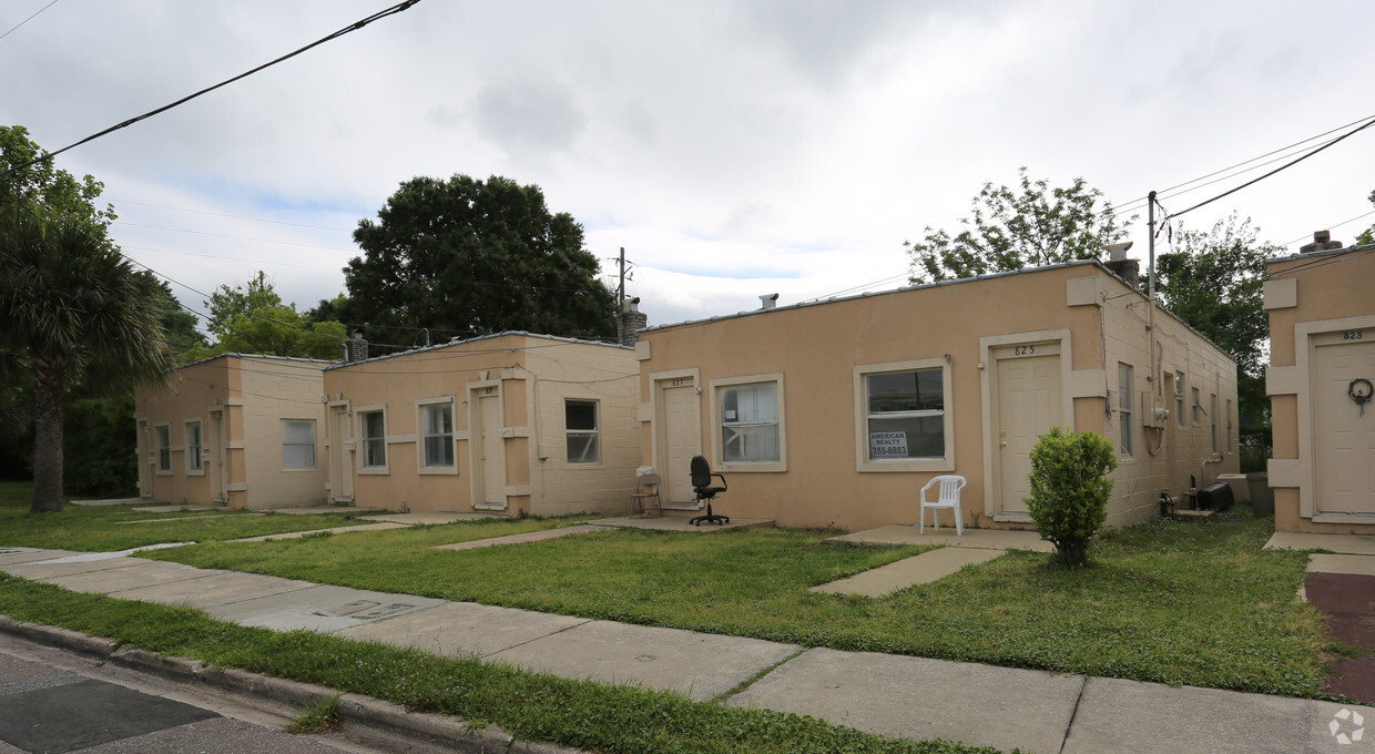 Building Photo - 821-835 Minnie St