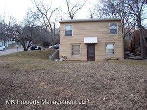 Building Photo - 2 br, 1 bath Apartment - 409 Summit