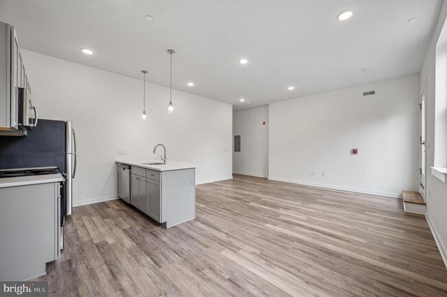 Foto del edificio - 4912 Baltimore Ave