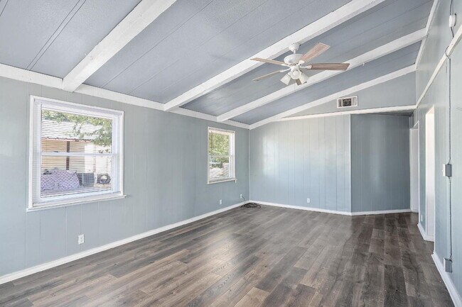 Foto del edificio - Welcome to your next home!