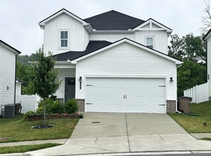 Building Photo - 4421 Skyridge Dr