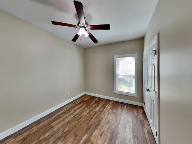 Foto del edificio - 343 Jared Steele Ln