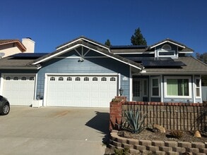 Building Photo - 1418 Henshaw Rd