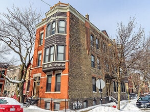 Building Photo - 1834 W Wabansia Ave