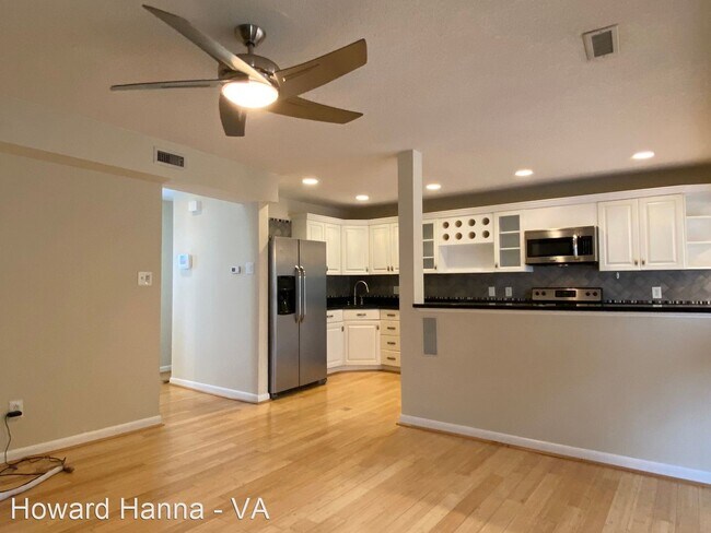 Building Photo - 3 br, 2.5 bath House - 518 9th Street
