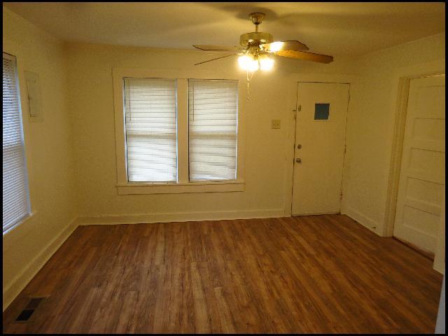 Foto del edificio - 3706 Edison Ave